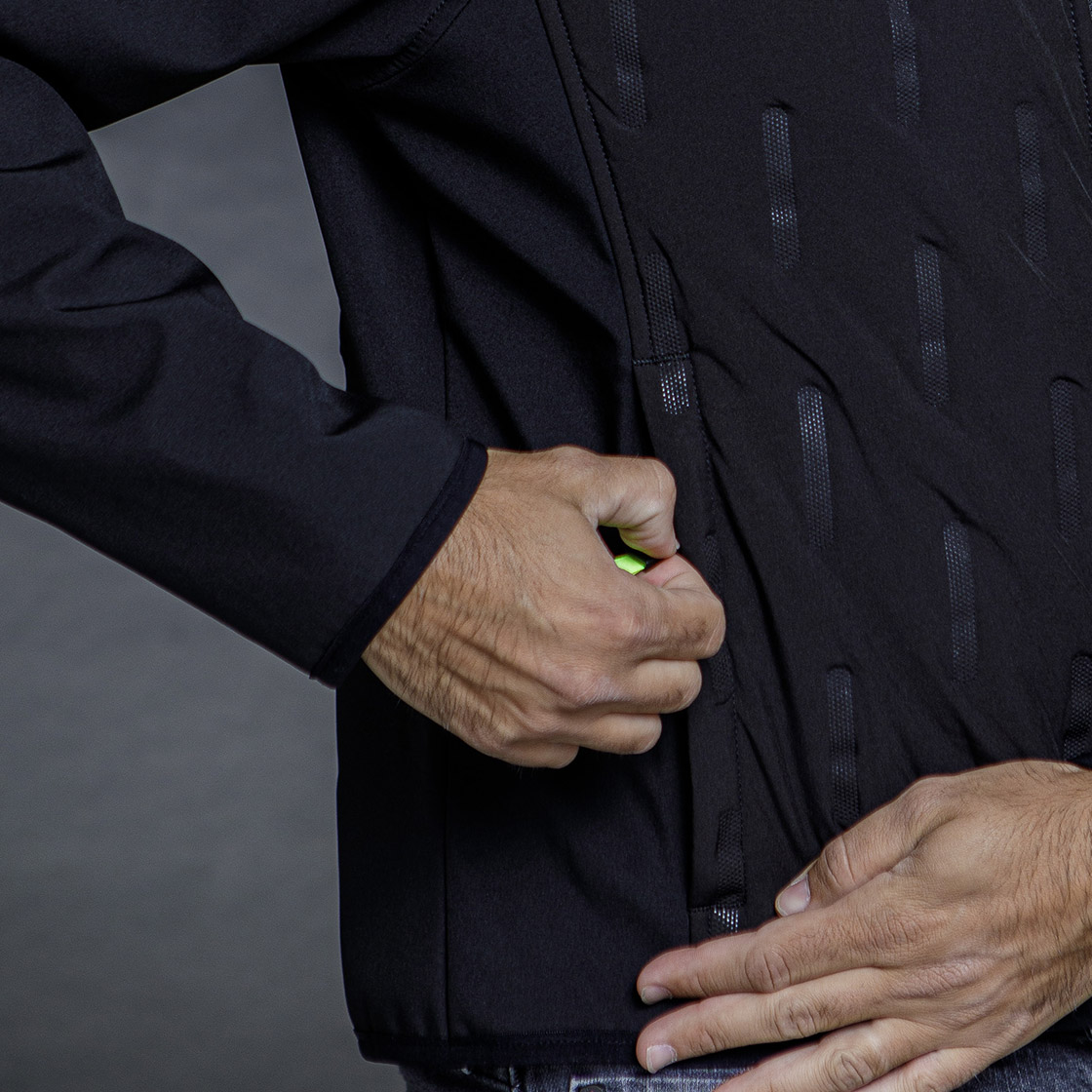 1 B Thermal jacket with hand pockets