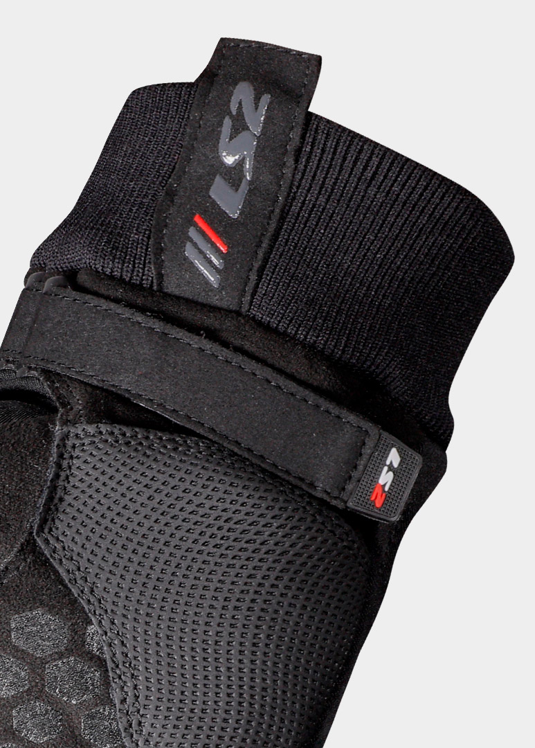 773x1080 CIVIS Elastic stretch wrist for comfortable fit