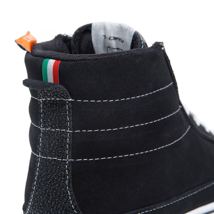 ab82a77b bdcd 4c24 bbca 67fa8f91d86a