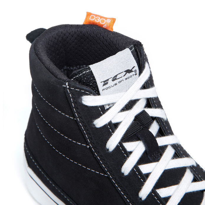 ad50f582 0519 40ce a956 ce97e0cd0b85