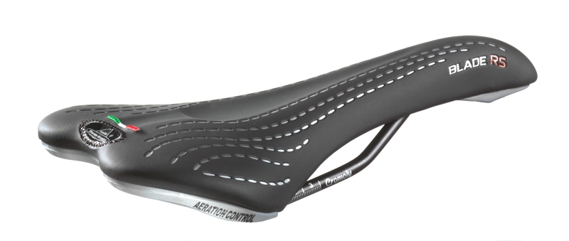 Sadel 1800 Blade RS sort