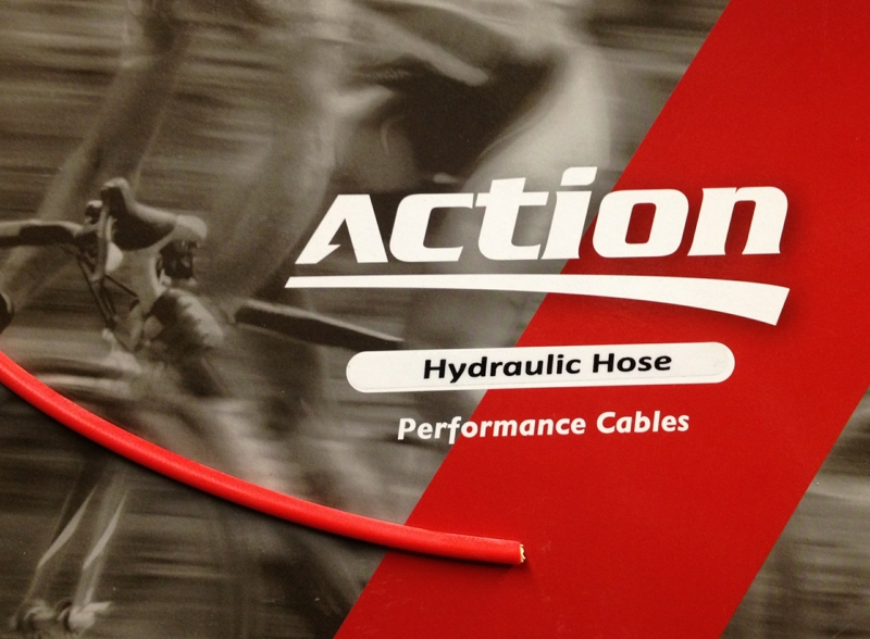 Ashima Action Hydraulik slange 30 m. Rød